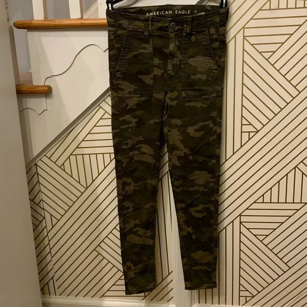 American Eagle High Rise Legging Crop